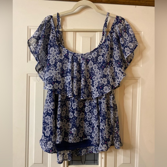 Torrid Spaghetti Strap Off The Shoulder Top Size Large - Picture 3 of 4